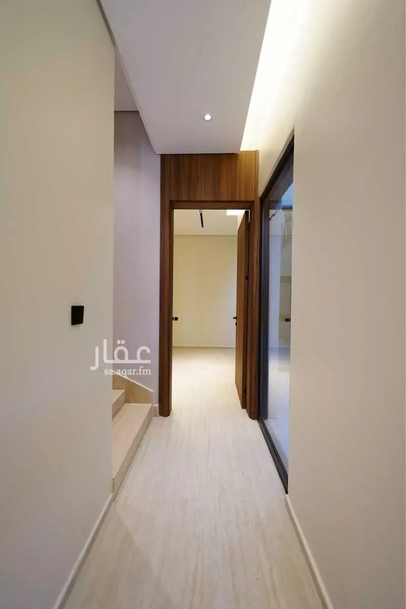 دور 4 غرف في المعذر الشمالي 11