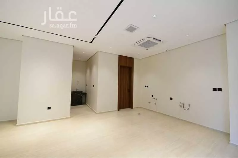 دور 4 غرف في المعذر الشمالي 16