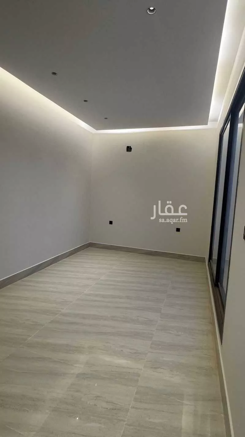 8 bedroom floor in Dirab 13