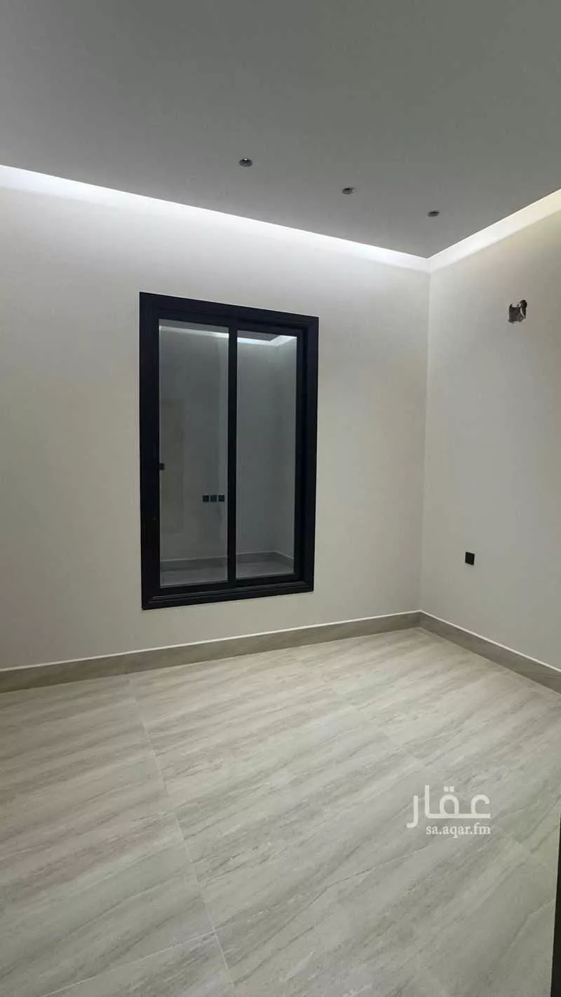 8 bedroom floor in Dirab 15