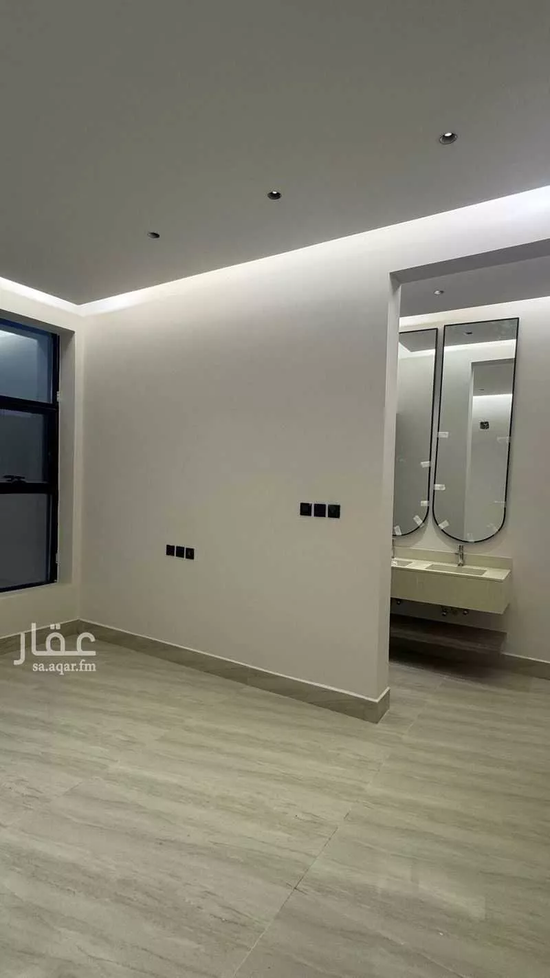 8 bedroom floor in Dirab 4