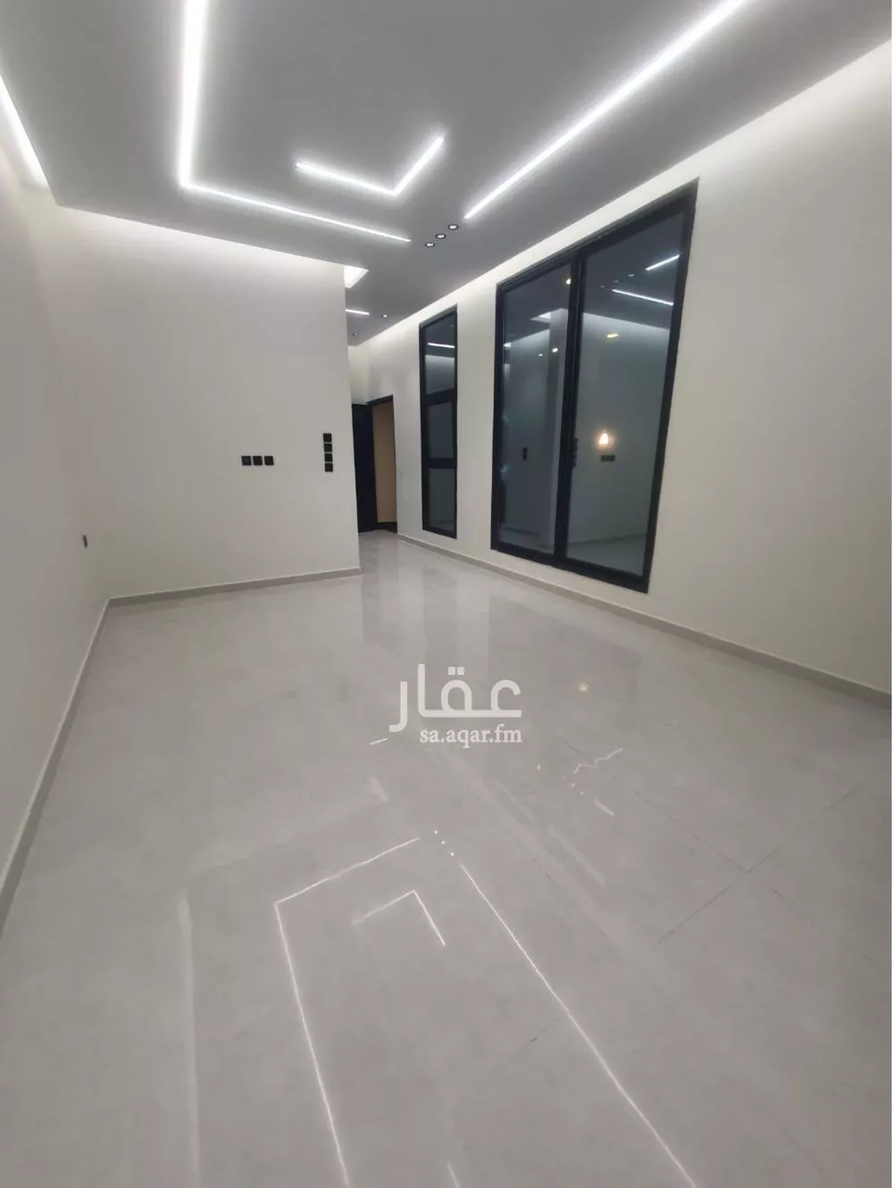 فيلا 6 غرف في احد 4