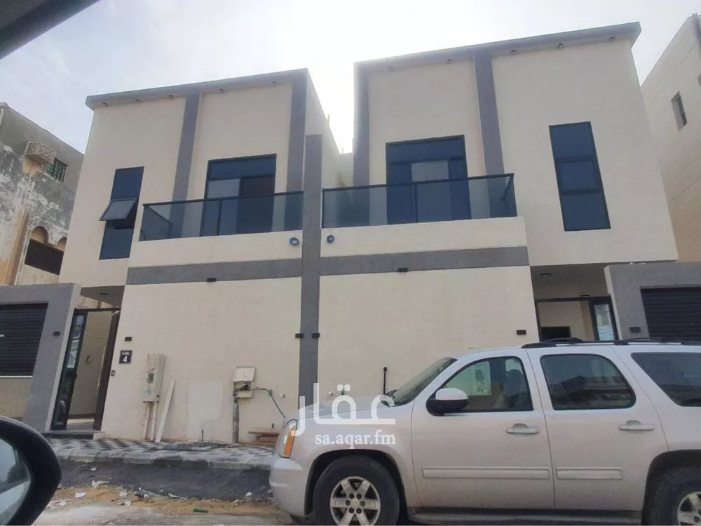 فيلا 6 غرف في احد 5