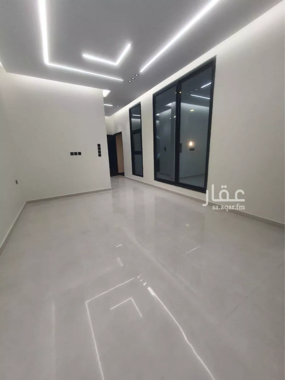 فيلا 5 غرف في احد 3