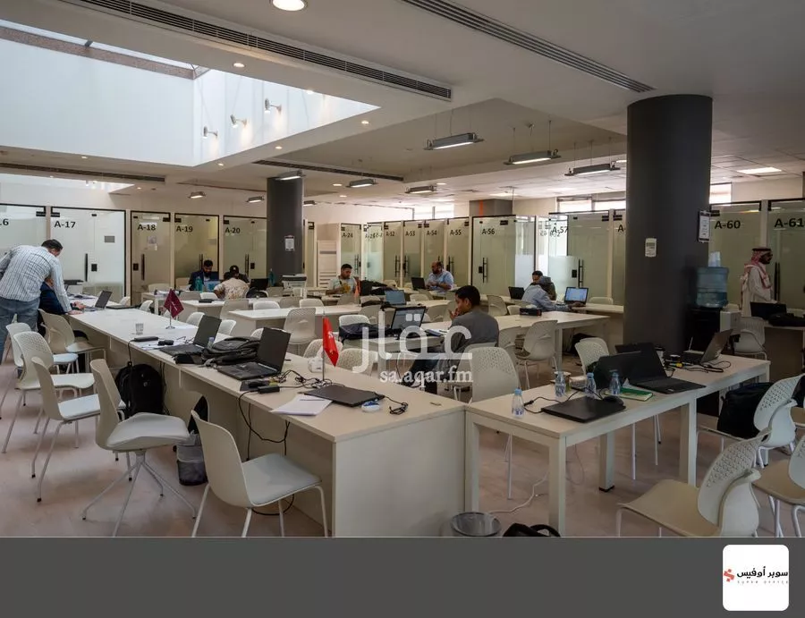 مكتب 10829 م² في الروضة 2