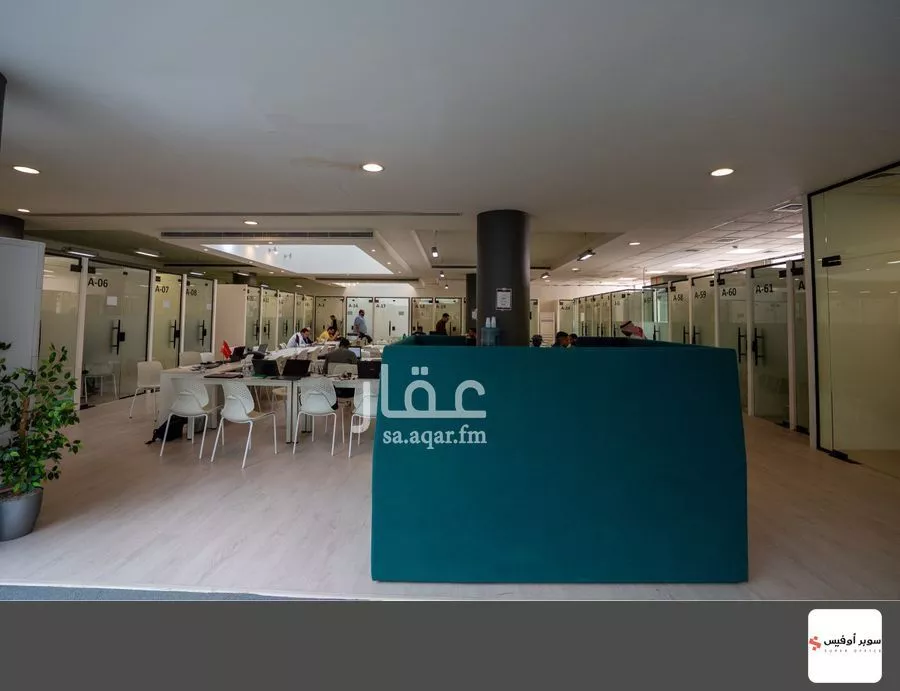 مكتب 10829 م² في الروضة 7