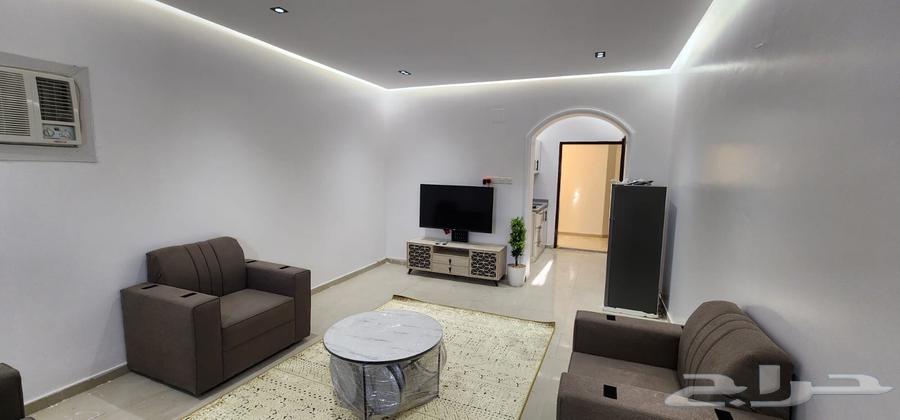 شقة 38 غرف في النزهة 3