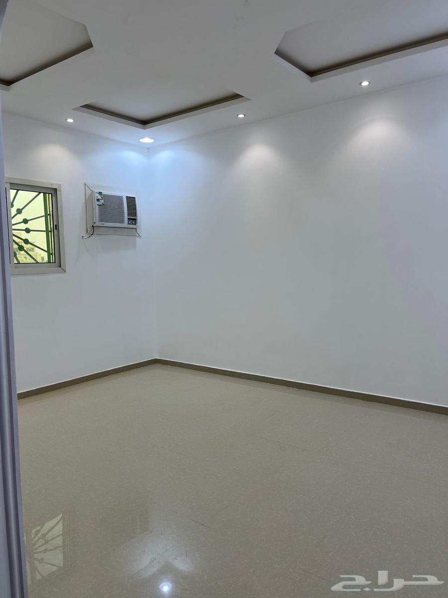 شقة 3 غرف في طويق 2