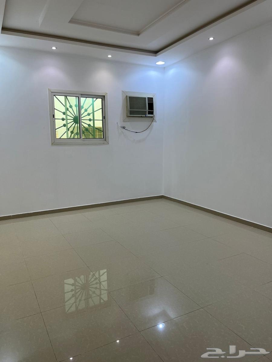 شقة 3 غرف في طويق 4