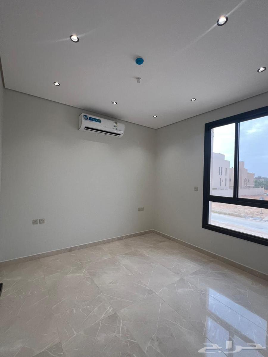 شقة 3 غرف في العارض 7