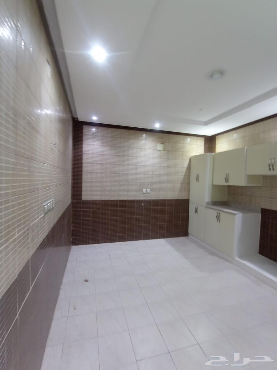 شقة 3 غرف في المونسية 6