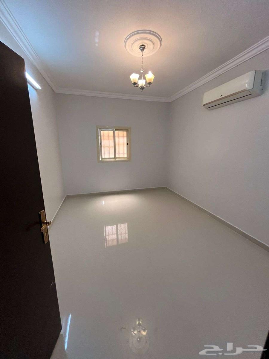 شقة 3 غرف في العارض 3