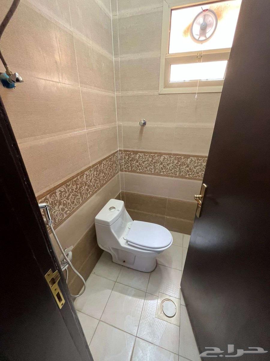 شقة 3 غرف في العارض 7