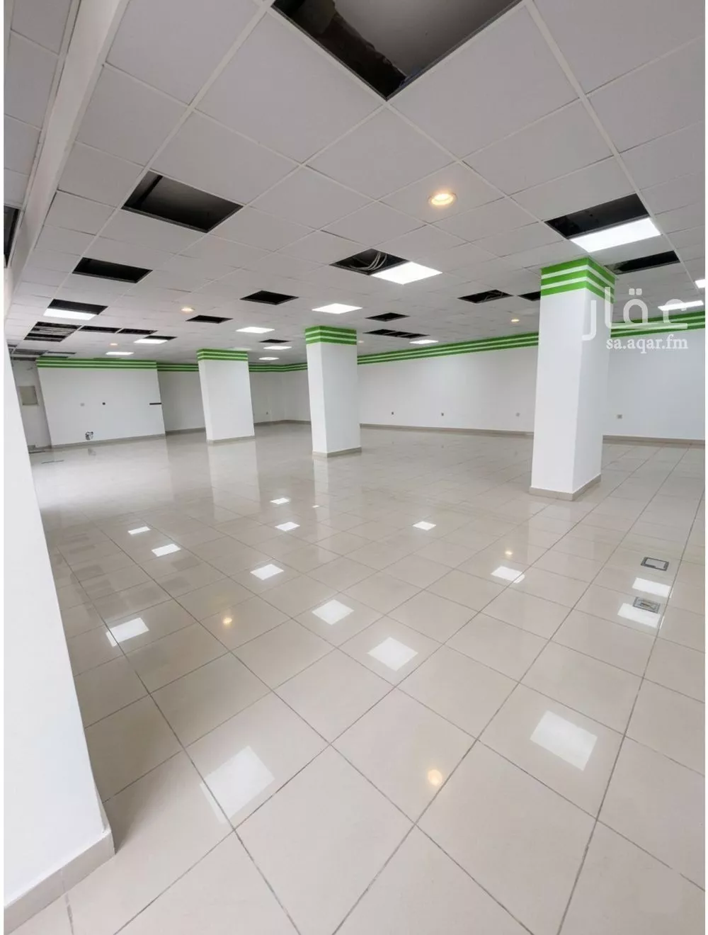 300 sqm shop in Al Safa 2
