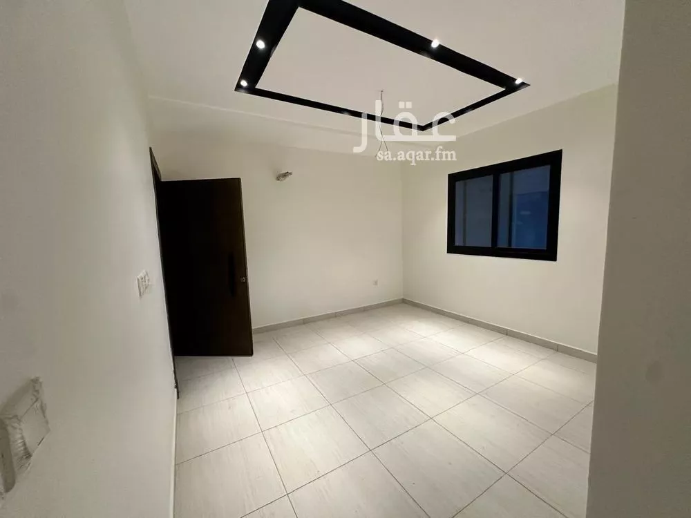 شقة 4 غرف في المروة 10