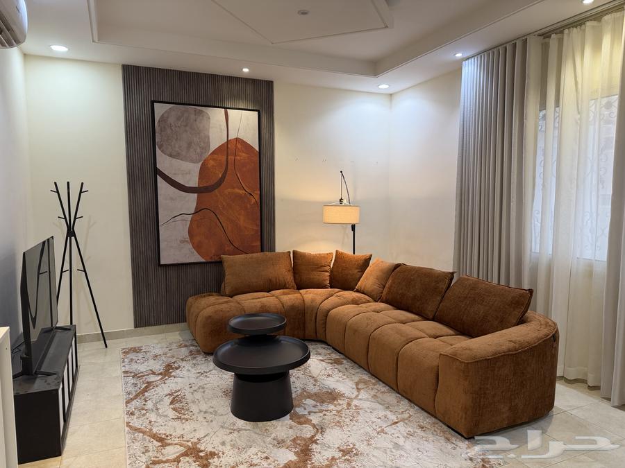 شقة 2 غرف في الملقا 2