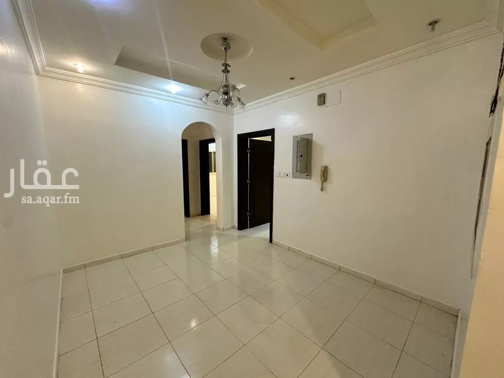 شقة 4 غرف في المروة 11