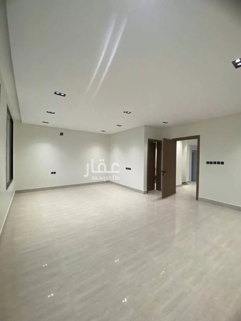 6 bedroom villa in Tuwaiq 8