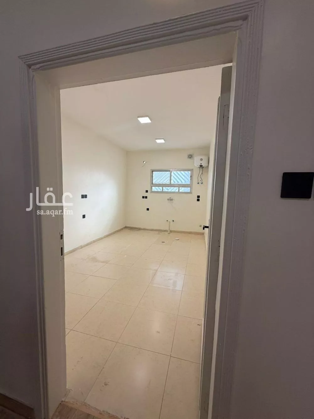 4 bedroom floor in Dhahrat Al Badiah 5