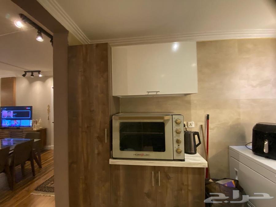 شقة 4 غرف في الملقا 3