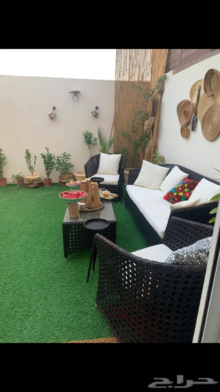 شقة 4 غرف في الملقا 4