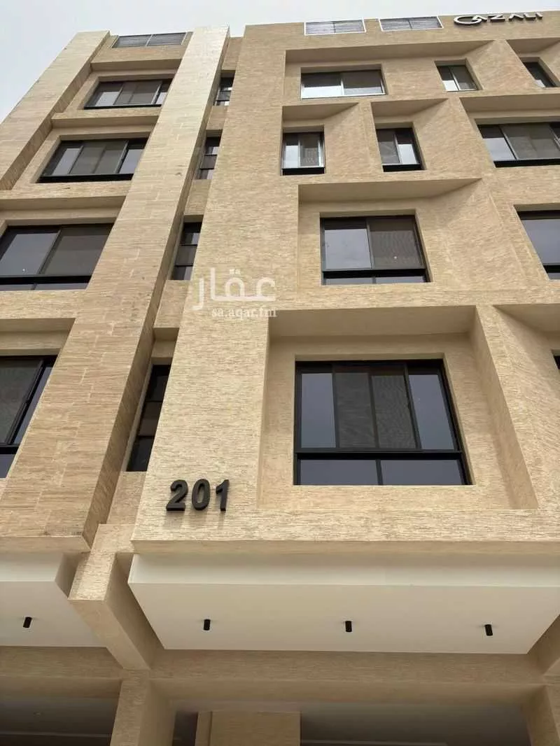 شقة 4 غرف في الواحة 2