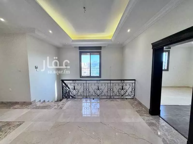 فيلا 5 غرف في الروضة 4