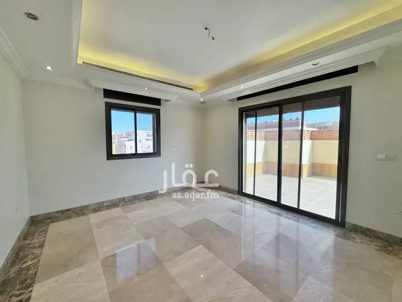 فيلا 5 غرف في الروضة 9