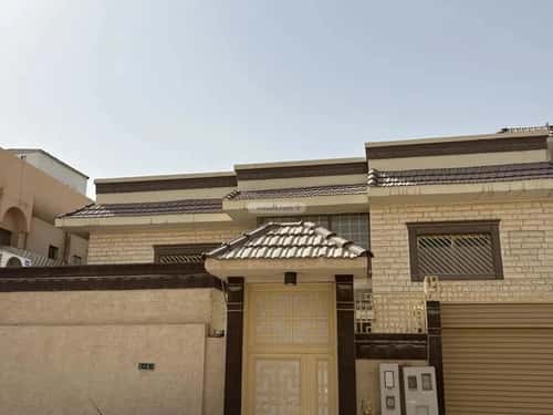 5 bedroom villa in Al Olaya 4
