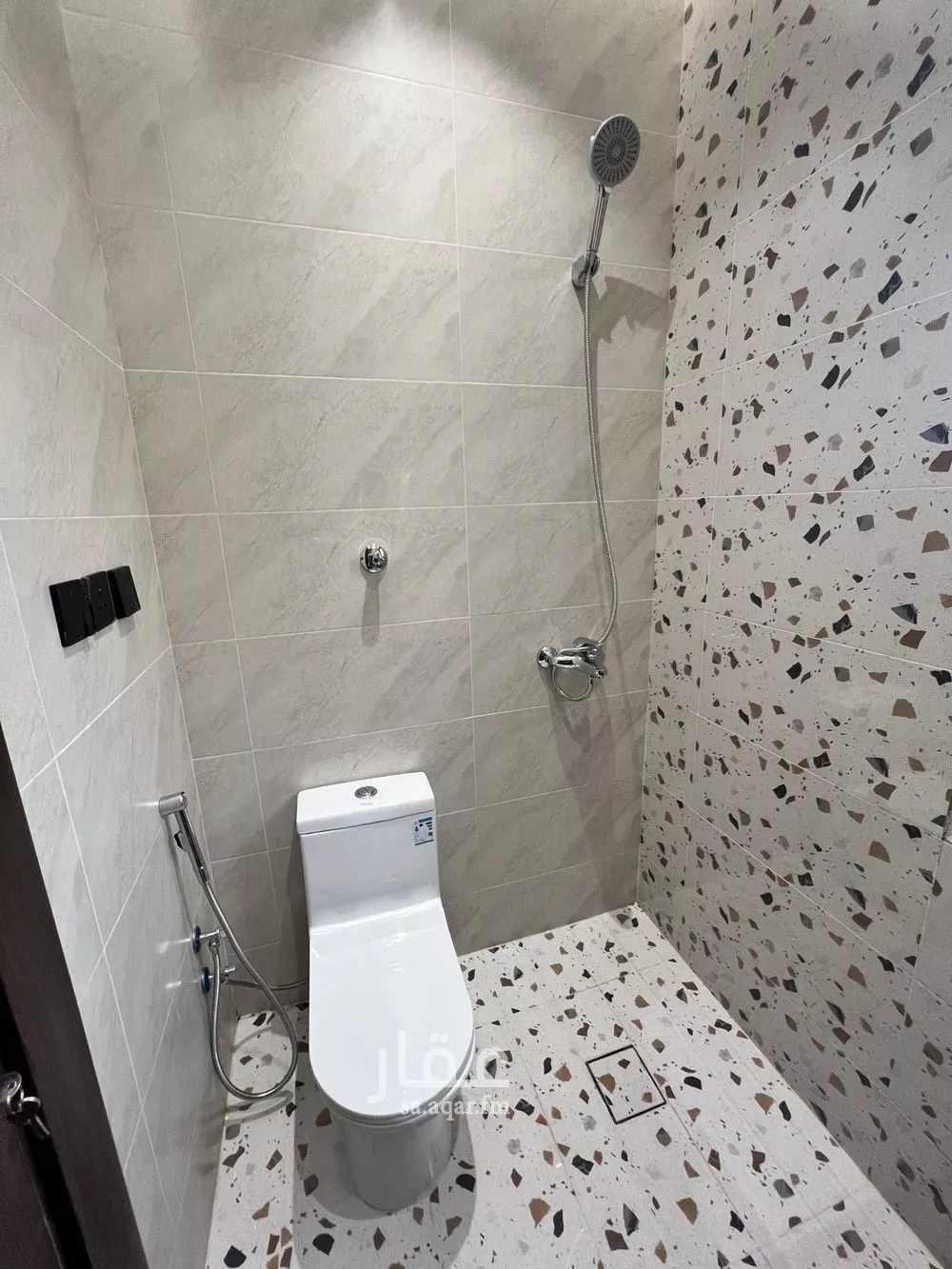 شقة 1 غرف في البوادي 4