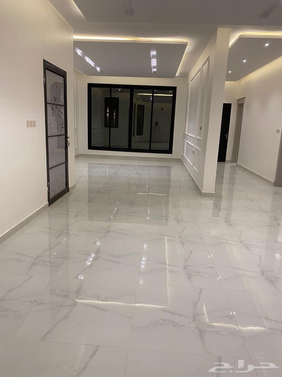 فيلا 8 غرف في الرمال 3