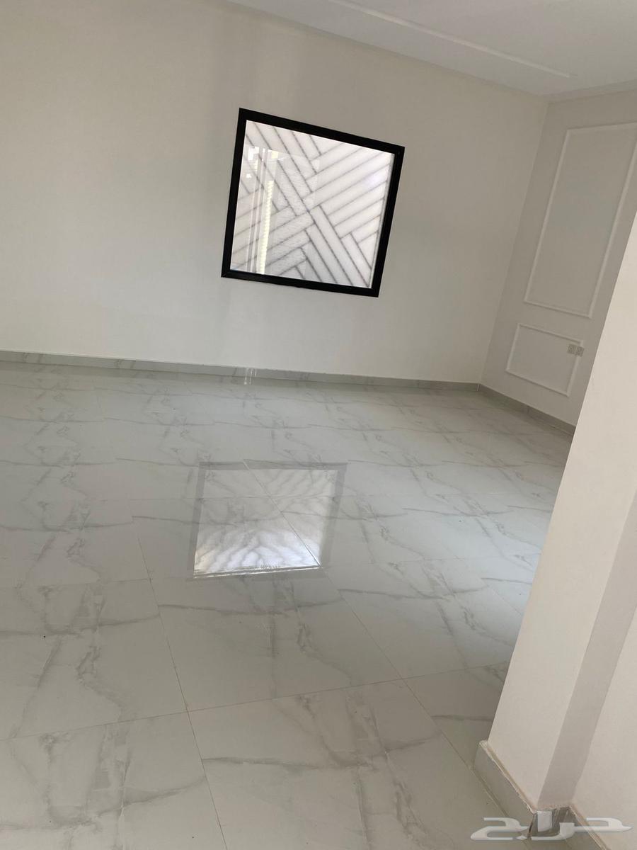 فيلا 8 غرف في الرمال 4