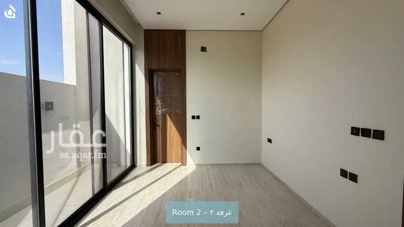 دور 4 غرف في الملك فهد 7