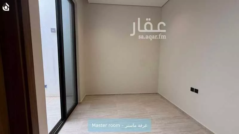 دور 4 غرف في الملك فهد 9