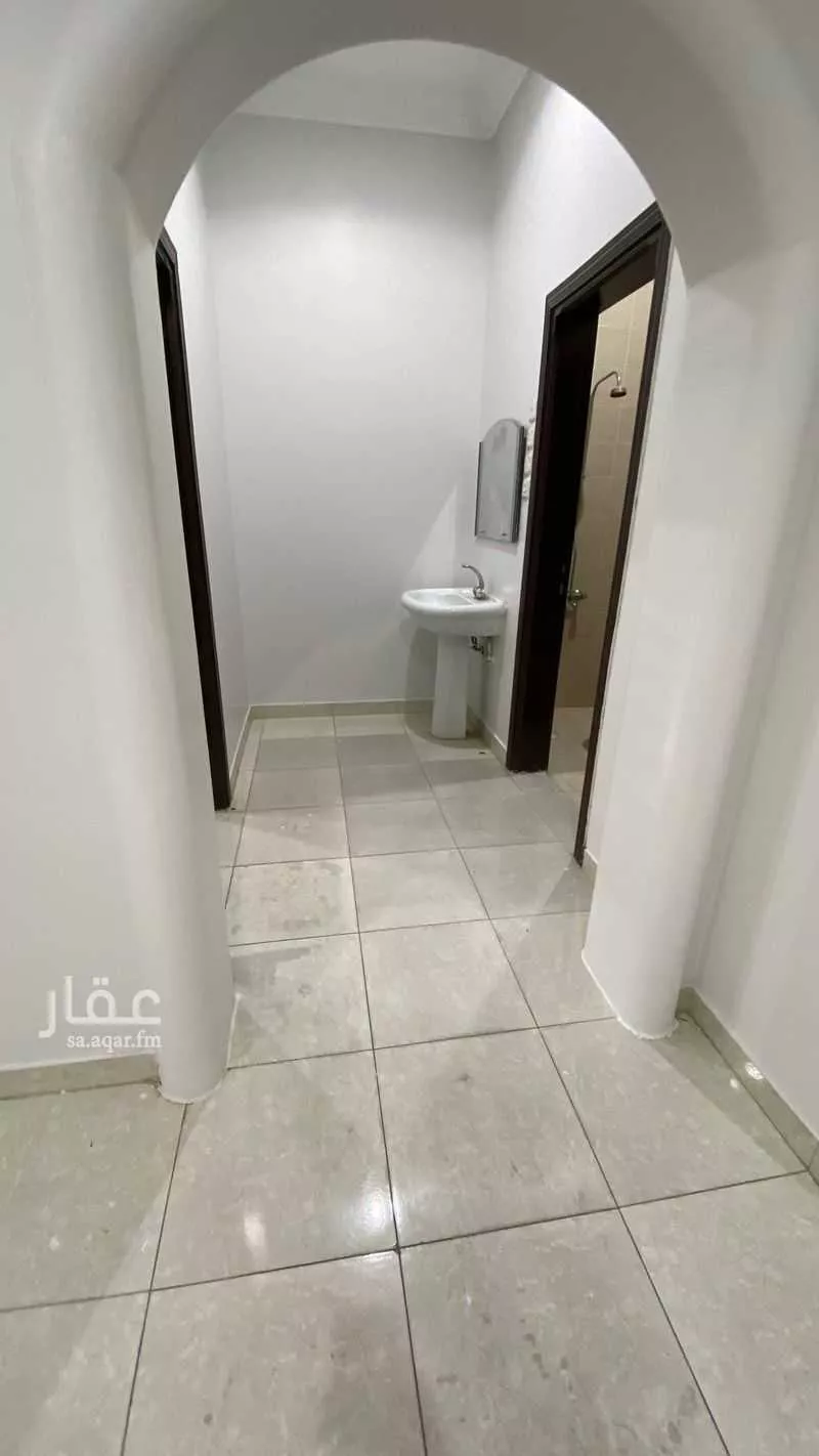 دور 5 غرف في العزيزية 4