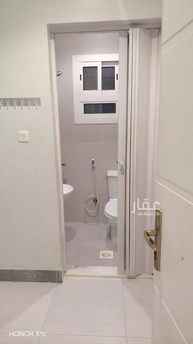 شقة 6 غرف في الحمدانية 21