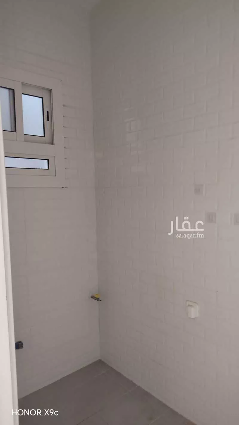 شقة 6 غرف في الحمدانية 4