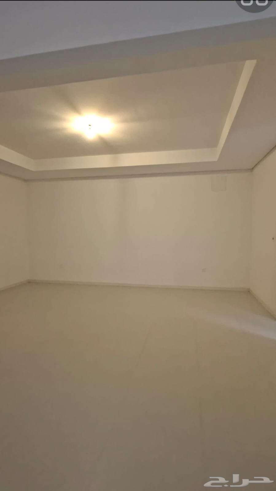 فيلا 4 غرف في الفاروق 12