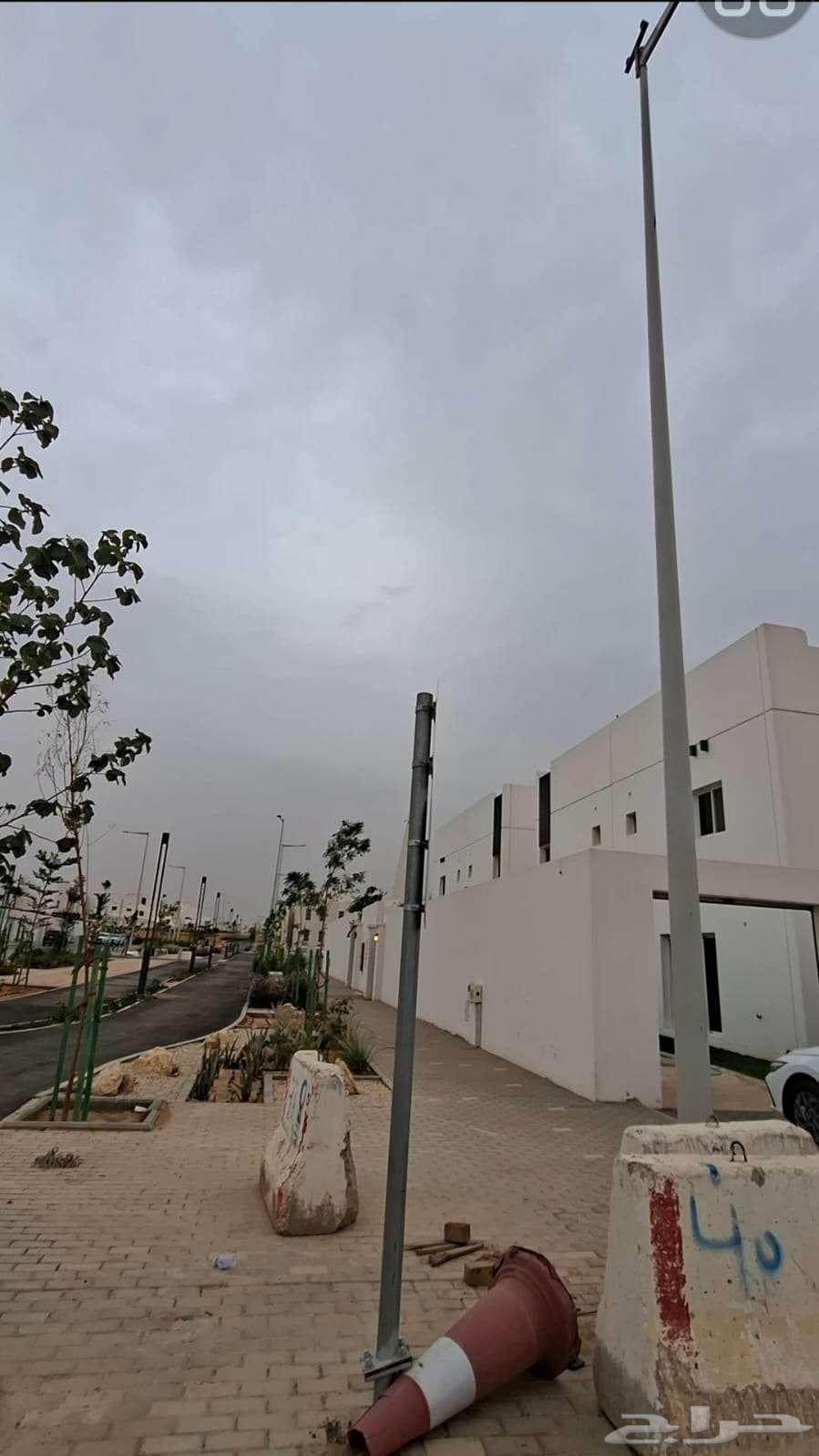 فيلا 4 غرف في الفاروق 3