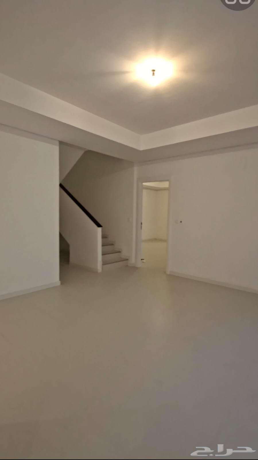 فيلا 4 غرف في الفاروق 22