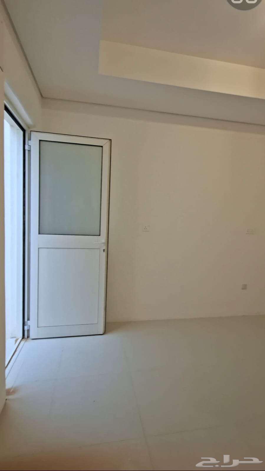 فيلا 4 غرف في الفاروق 25