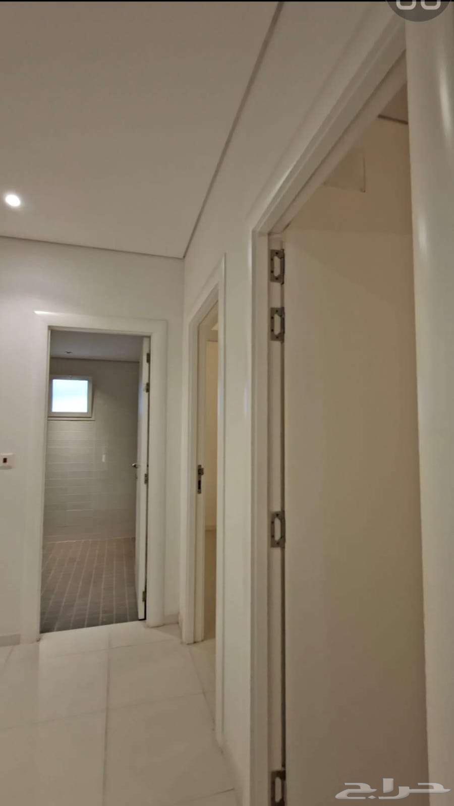 فيلا 4 غرف في الفاروق 27