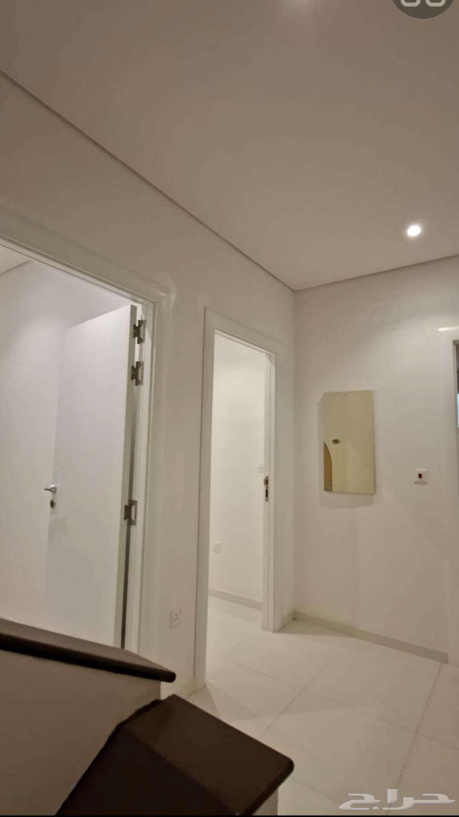 فيلا 4 غرف في الفاروق 28