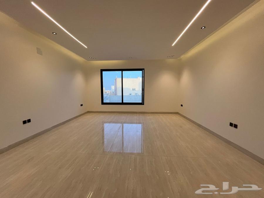 8 bedroom villa in Al Mahdiyyah 13