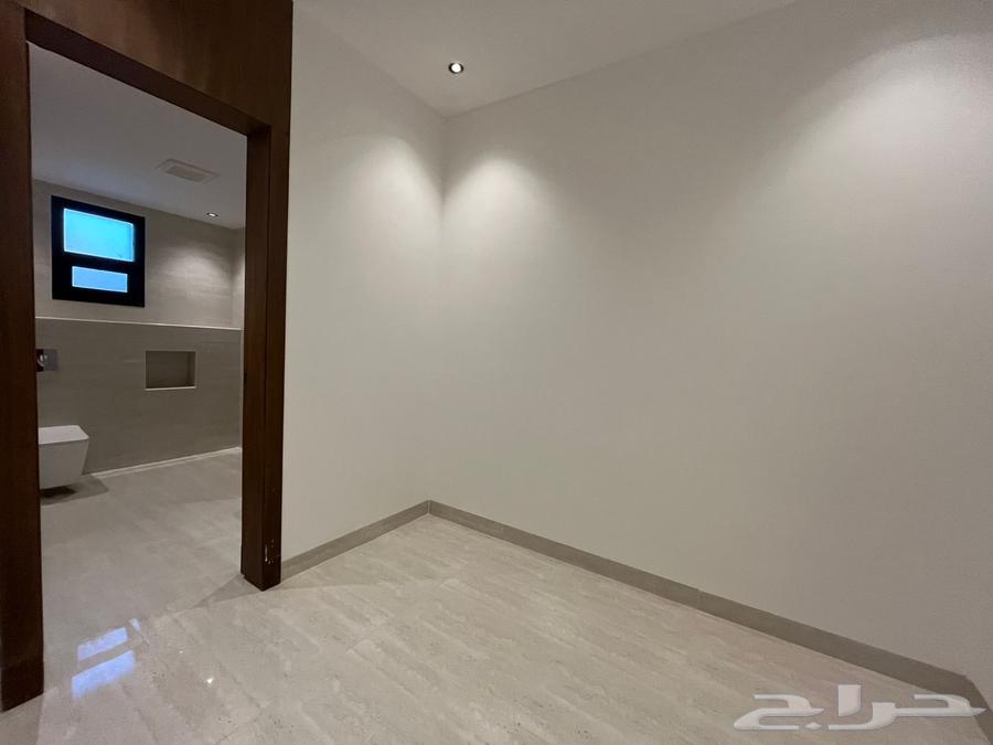 8 bedroom villa in Al Mahdiyyah 14