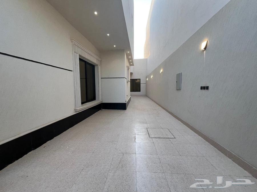 8 bedroom villa in Al Mahdiyyah 5