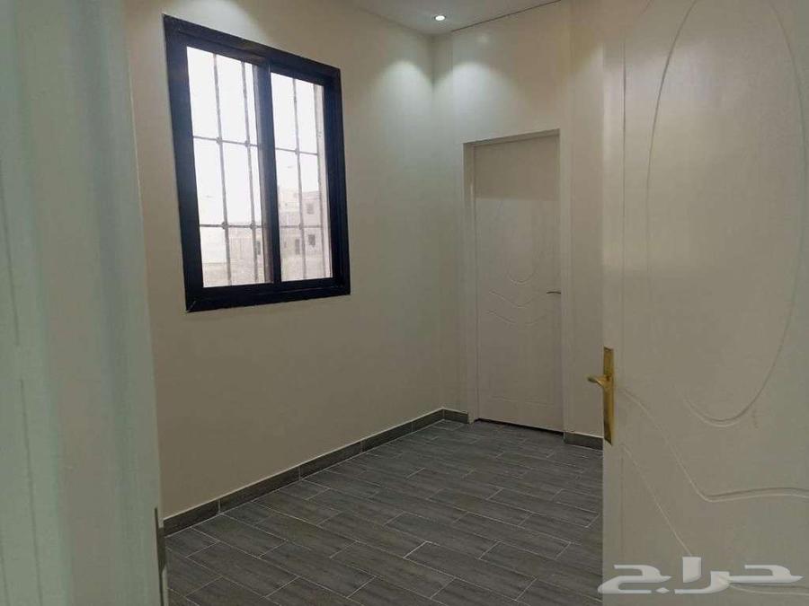 5 bedroom villa in Al Rimal 7