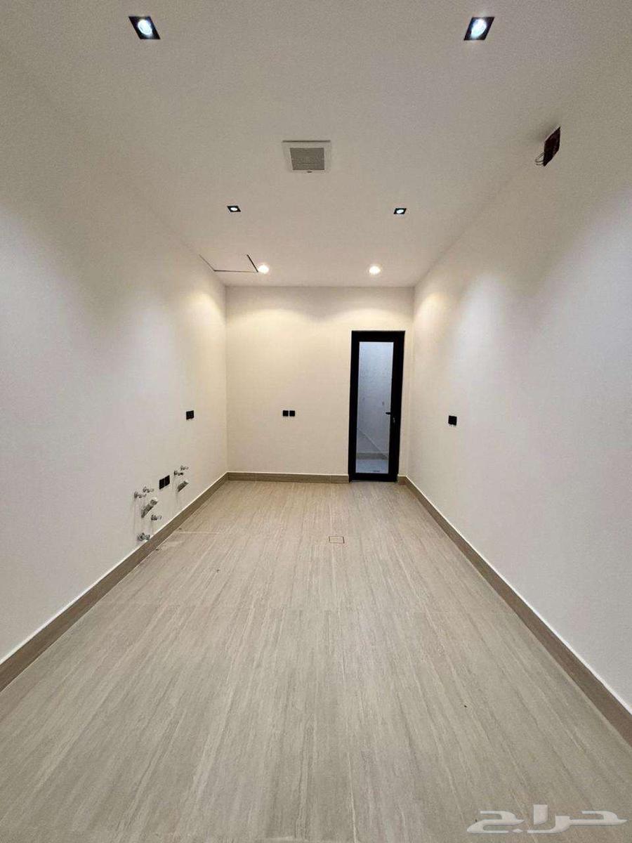 فيلا 5 غرف في المهدية 20