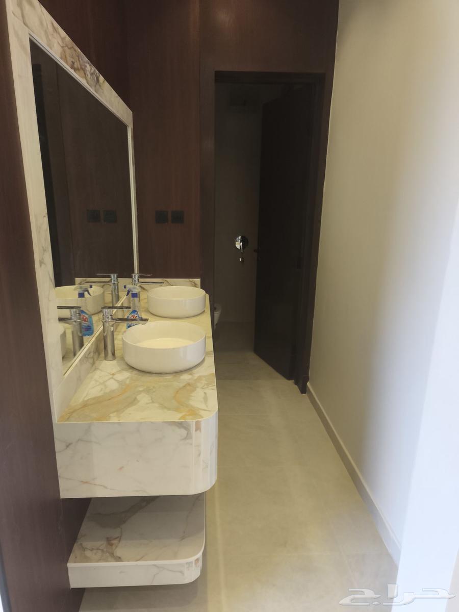 فيلا 4 غرف في الصفا 4