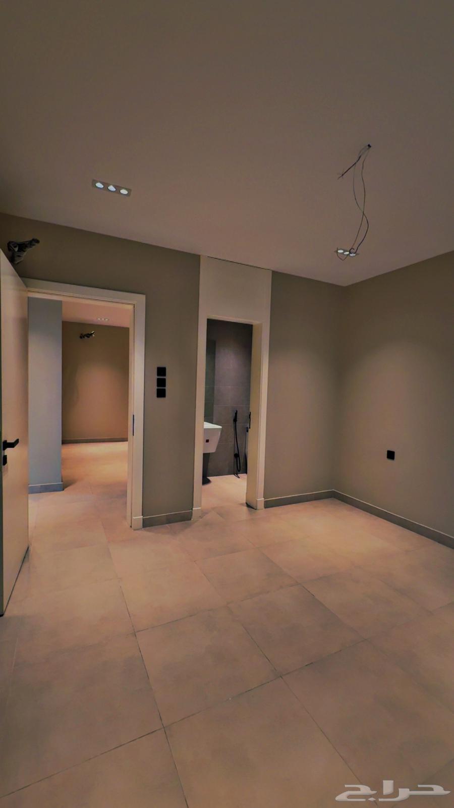 4 bedroom apartment in Al Salamah 14